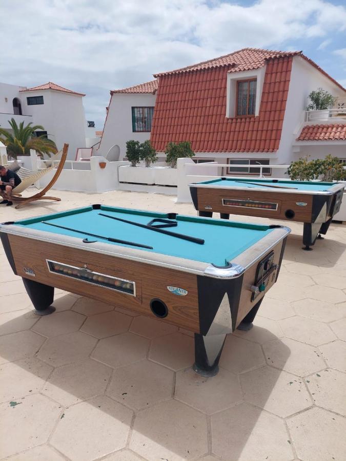 Greatly Located Apartment With Heated Pool, Los Cristianos Лос Кристианос Экстерьер фото